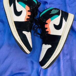 Air Jordan 1 Mid SE | South Beach